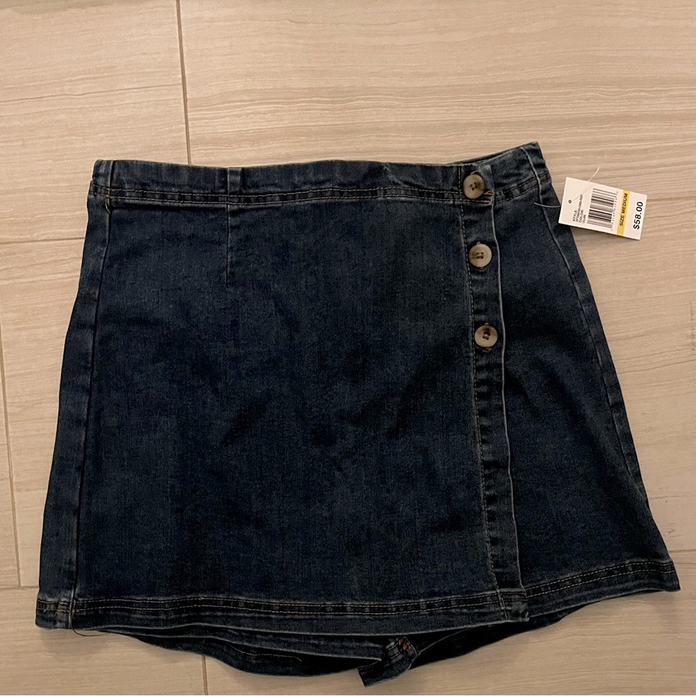 Women’s jeans skort